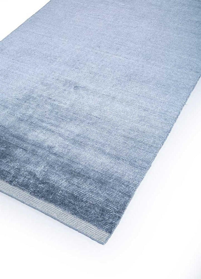 Moderner Teppich - 150 x 240 cm - lichtblau