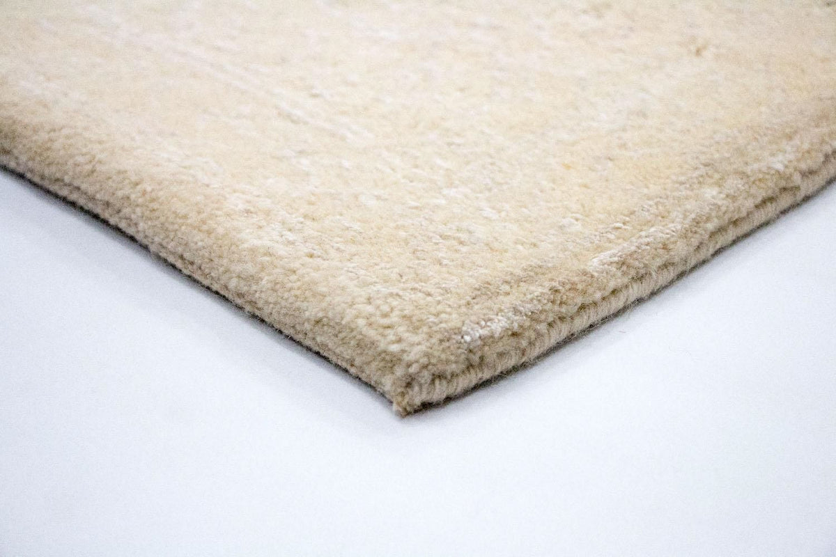 Designer Teppich 140x202cm - gold