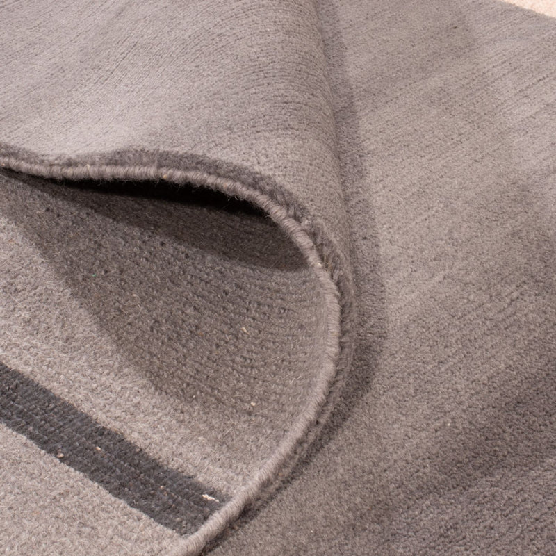 Designer Teppich 174x247cm - grau