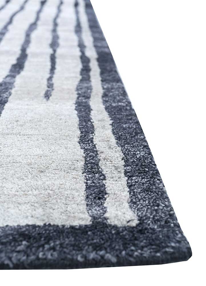 Viskose Teppich - 255 x 435 cm - hellgrau