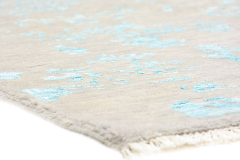 Designer Teppich 303x308cm - hellblau