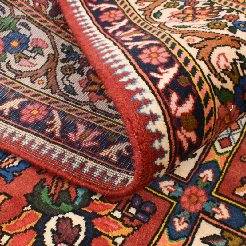 Bachtiar Teppich 139x195cm - Perserteppich - mehrfarbig