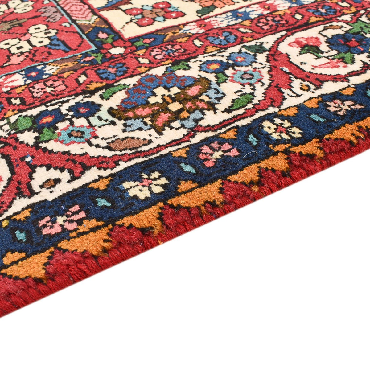 Bachtiar Teppich 136x200cm - Perserteppich - mehrfarbig
