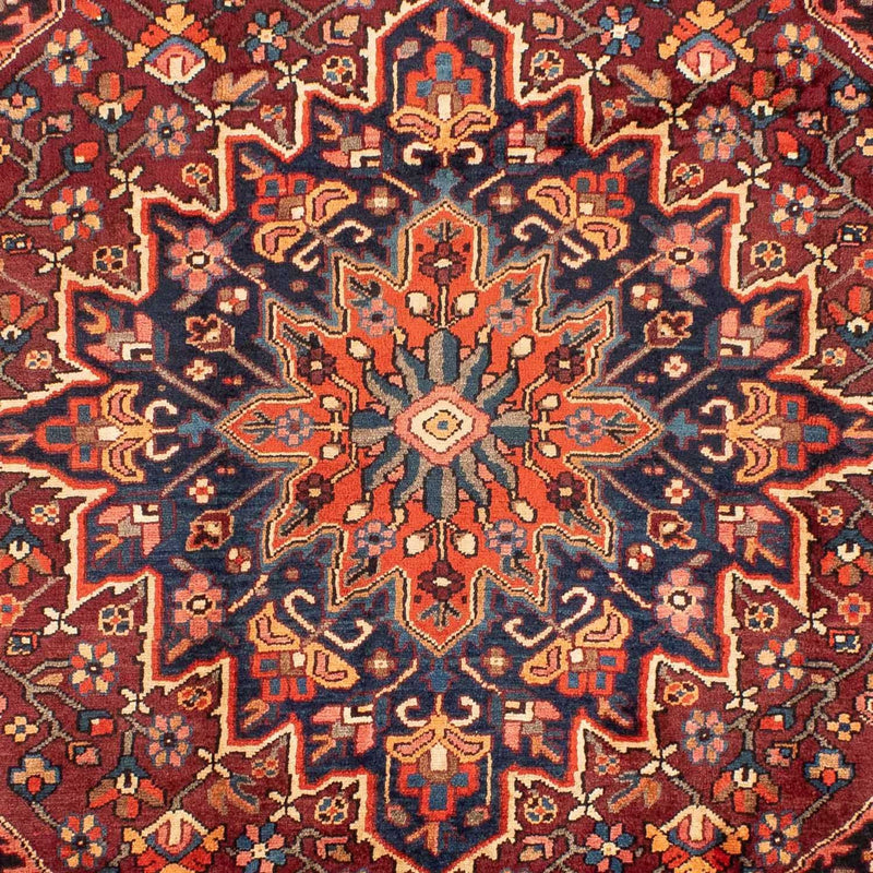 Bachtiar Teppich 230x279cm - Perserteppich
